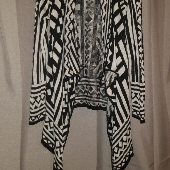 Patterned cardigan - Picture 2 of 3